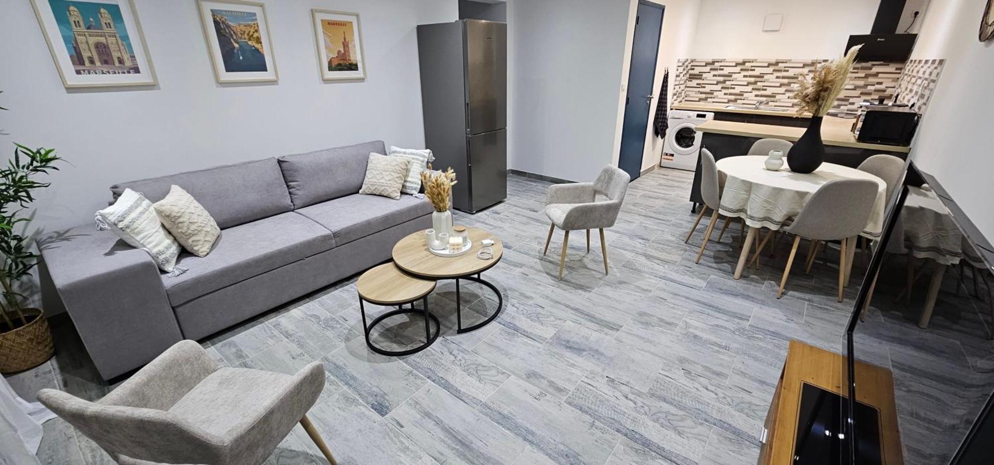 Neuf Apartment *